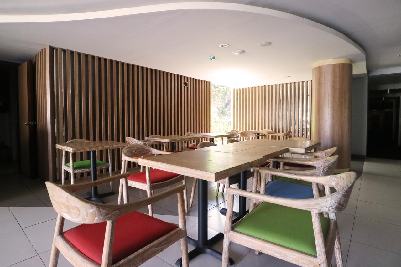 Santosa City Hotel Denpasar  Luaran gambar