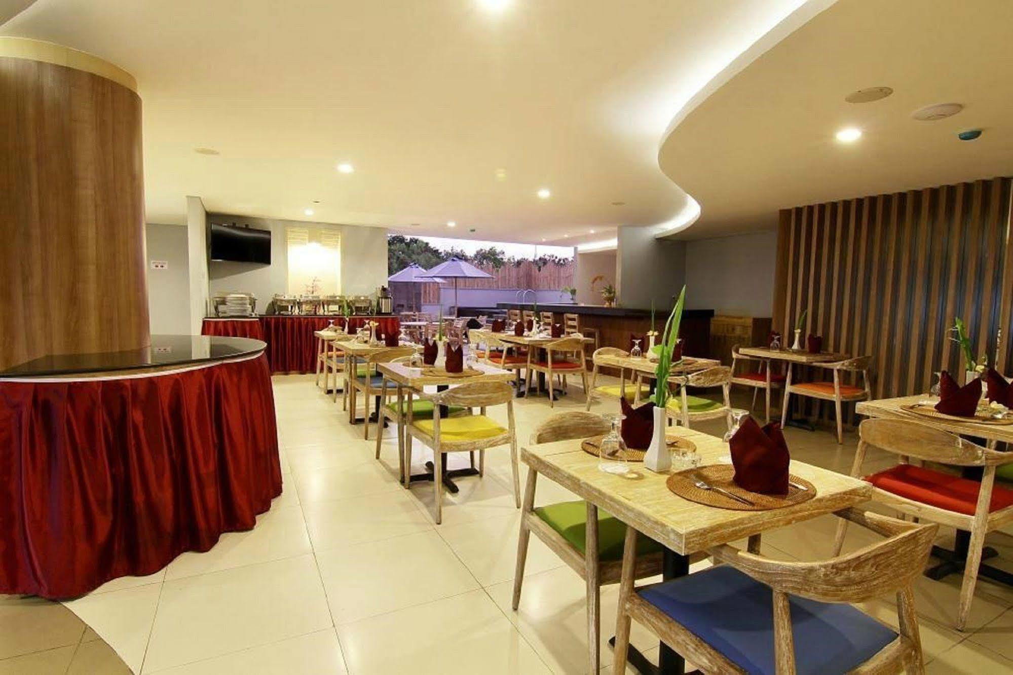 Santosa City Hotel Denpasar  Luaran gambar