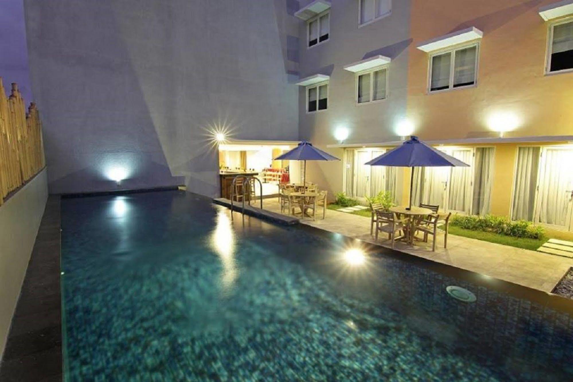 Santosa City Hotel Denpasar  Luaran gambar